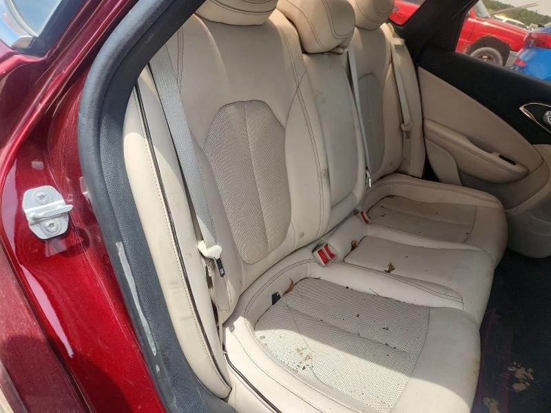 Снимка 10 от търг – 2015 CHRYSLER 200 с VIN 1C3CCCCG5FN572471
