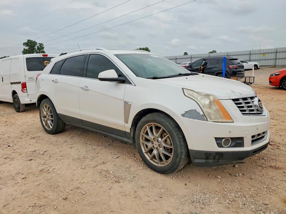 Photo 4 from auction – 2014 CADILLAC SRX with VIN 3GYFNCE36ES564424