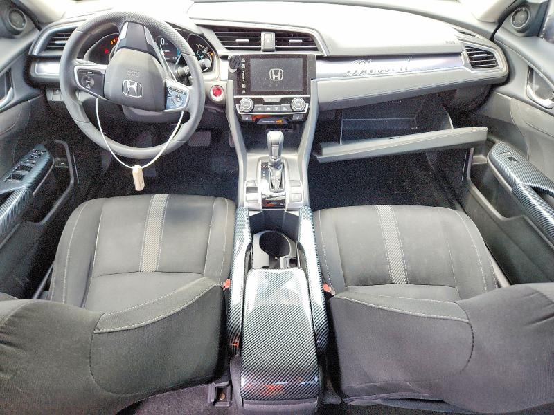 Photo 8 from auction – 2017 HONDA CIVIC with VIN 2HGFC1F32HH633021