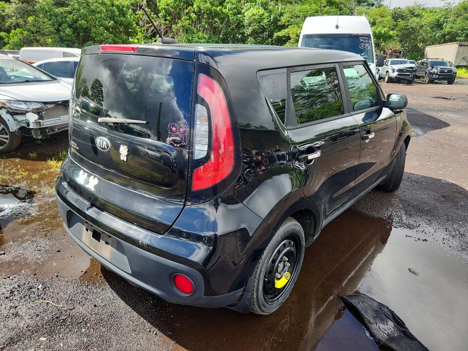 Photo 3 from auction – 2017 KIA SOUL with VIN KNDJN2A24H7496179