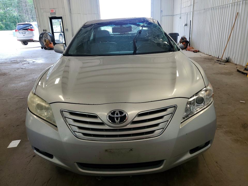 Photo 5 from auction – 2007 TOYOTA CAMRY with VIN JTNBK46KX73016679