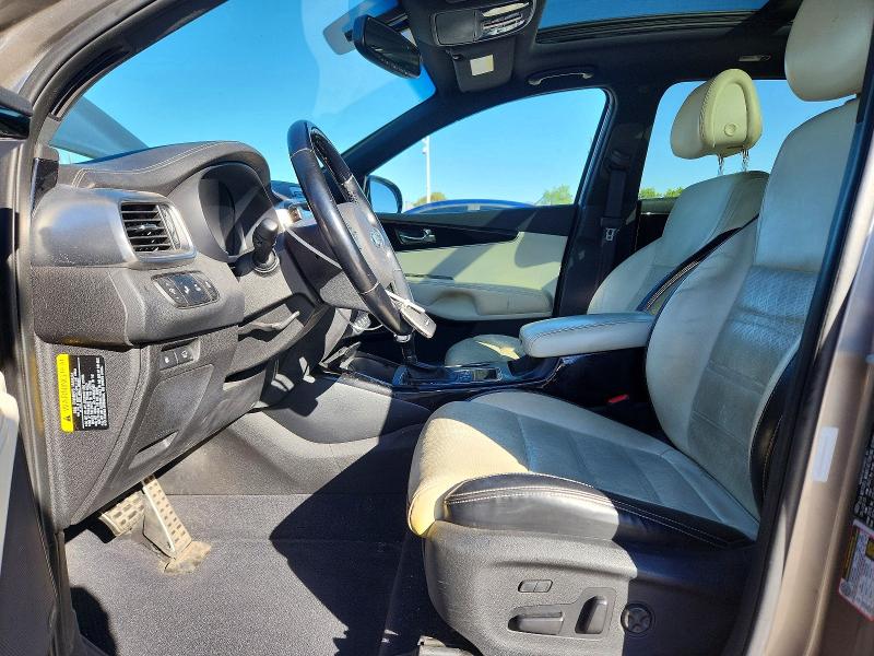Photo 7 from auction – 2016 KIA SORENTO with VIN 5XYPKDA54GG093197