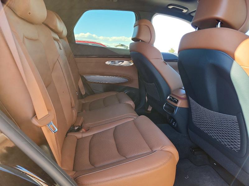 Photo 11 from auction – 2025 GENESIS GV70 with VIN 5NMMADTB2SH029957