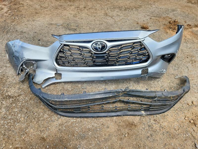 Photo 13 from auction – 2021 TOYOTA HIGHLANDER with VIN 5TDGZRAH1MS055167