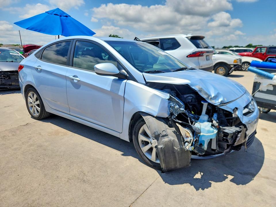 Photo 4 from auction – 2012 HYUNDAI ACCENT with VIN KMHCU4AE5CU121263