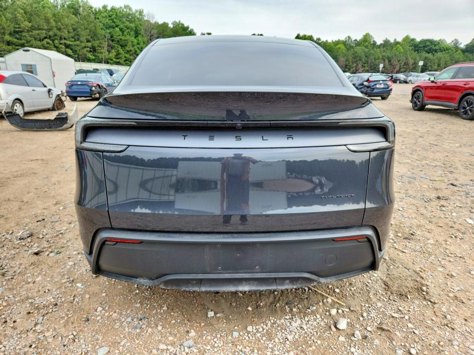 Photo 6 from auction – 2026 TESLA MODEL Y with VIN 7SAYGAEE1TF617781