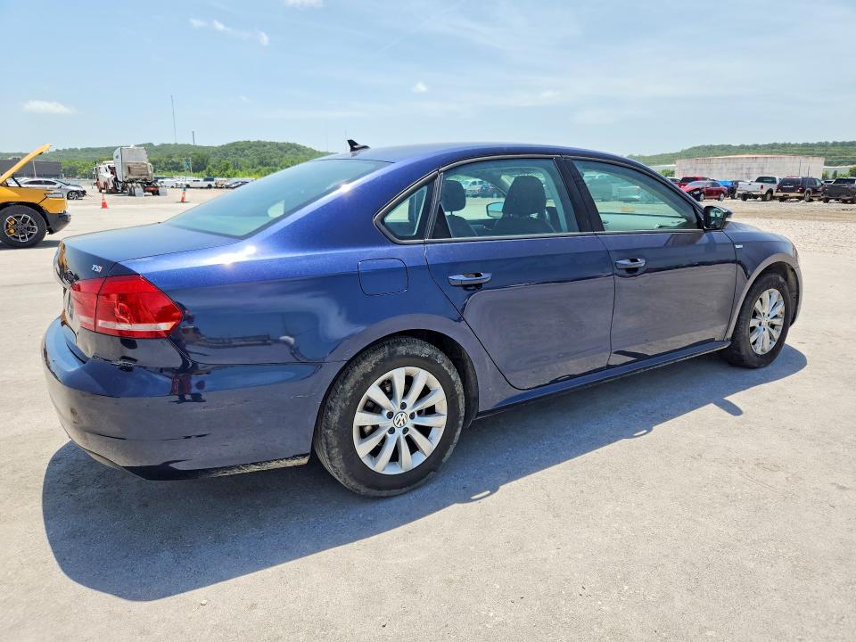 Photo 3 from auction – 2015 VOLKSWAGEN PASSAT with VIN 1VWAS7A35FC021513