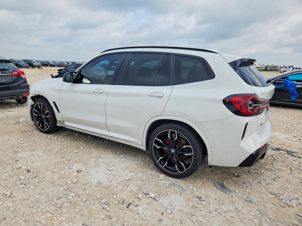 Photo 2 from auction – 2022 BMW X3 with VIN 5UX83DP03N9J43422