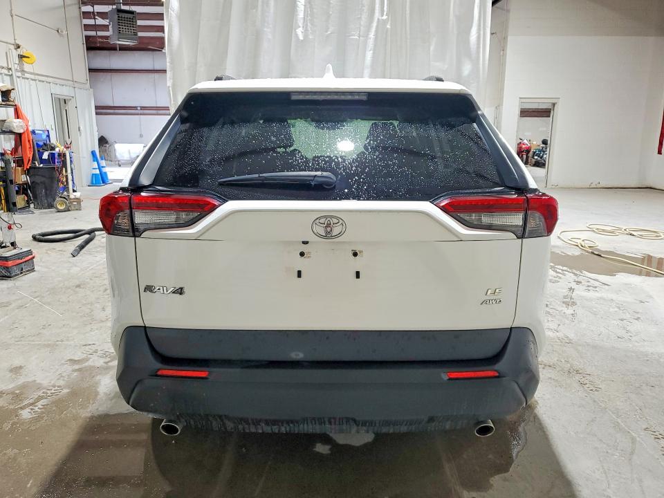 Photo 6 from auction – 2019 TOYOTA RAV4 with VIN JTMG1RFV3KJ013552