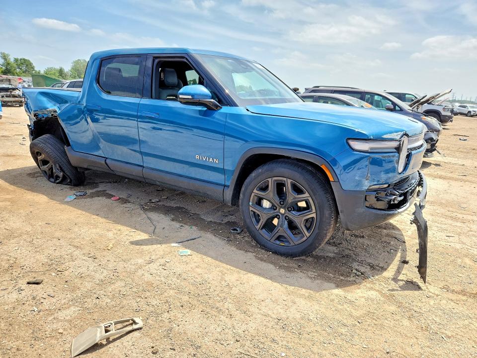 Photo 4 from auction – 2025 RIVIAN R1T with VIN 7FCTGBAAXSN038315