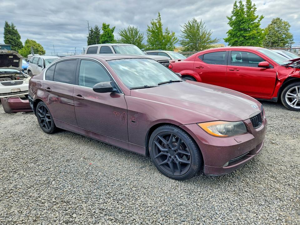 Foto 4 de la subasta – 2006 BMW 330 con VIN WBAVD33526KV63418