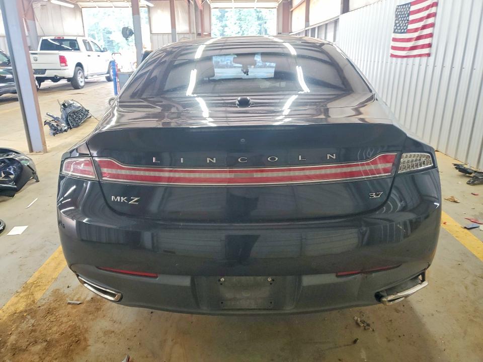 Photo 6 from auction – 2014 LINCOLN MKZ with VIN 3LN6L2GK0ER824216