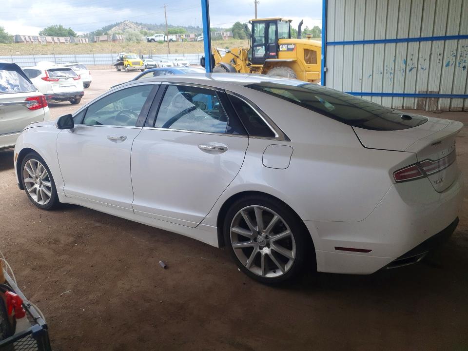 Photo 2 from auction – 2016 LINCOLN MKZ with VIN 3LN6L2JK6GR621598