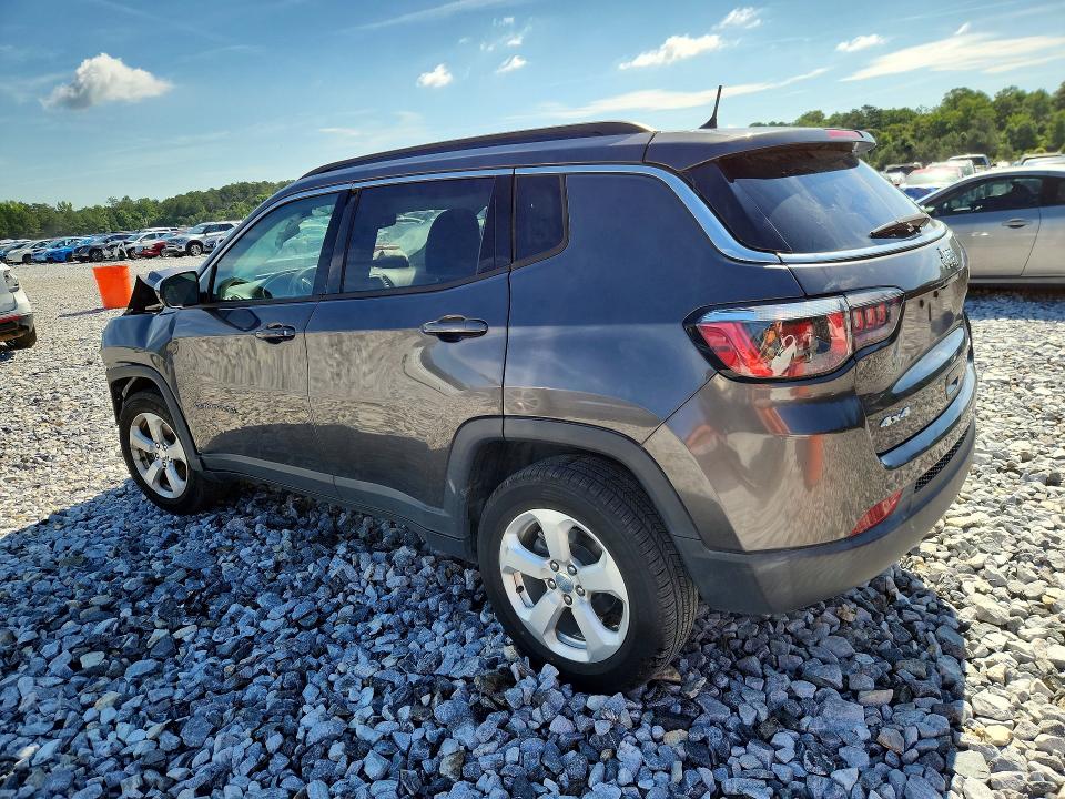 Photo 2 from auction – 2018 JEEP COMPASS with VIN 3C4NJDBB1JT481714