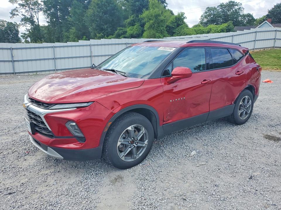 CHEVROLET BLAZER 2023 with VIN 3GNKBHR47PS127409 - Photo from auction