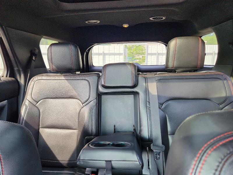 Photo 10 from auction – 2016 FORD EXPLORER with VIN 1FM5K8GT6GGC53402
