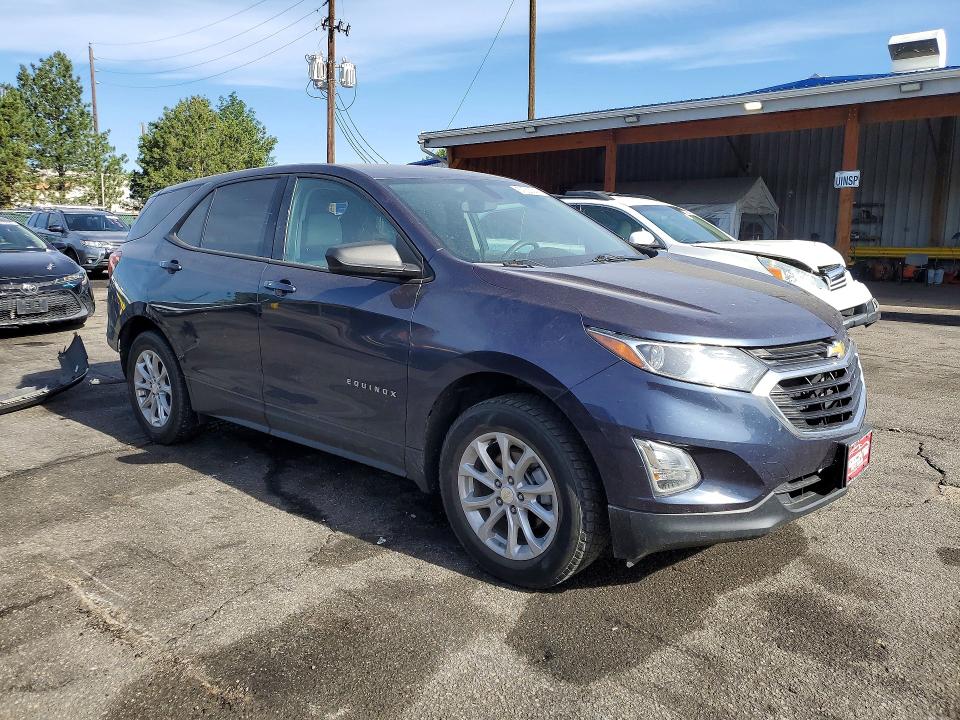 Photo 4 from auction – 2018 CHEVROLET EQUINOX with VIN 3GNAXREV0JS613908