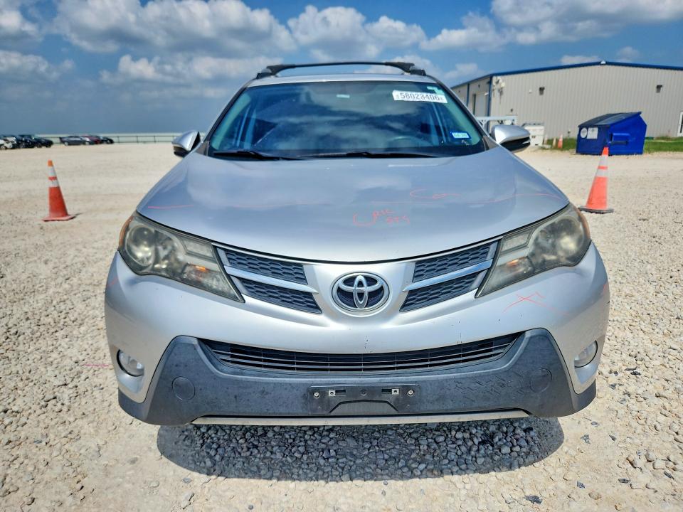 Photo 5 from auction – 2014 TOYOTA RAV4 with VIN 2T3RFREV0EW196975