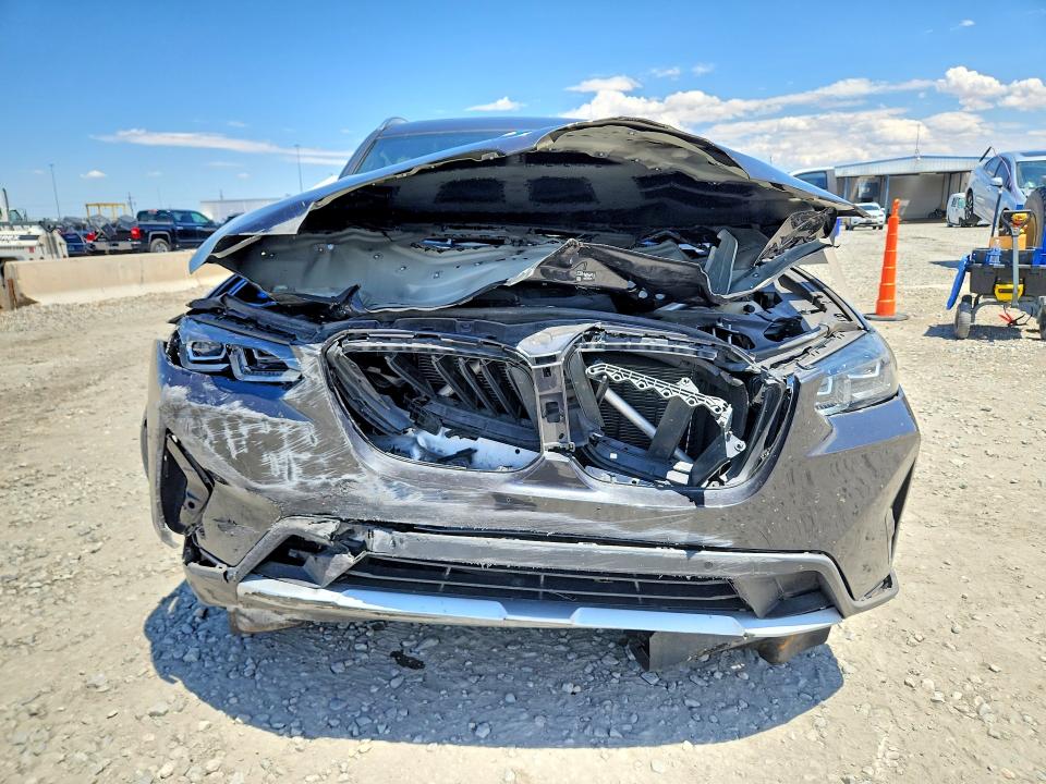 Photo 5 from auction – 2022 BMW X3 with VIN 5UX43DP03N9N15341
