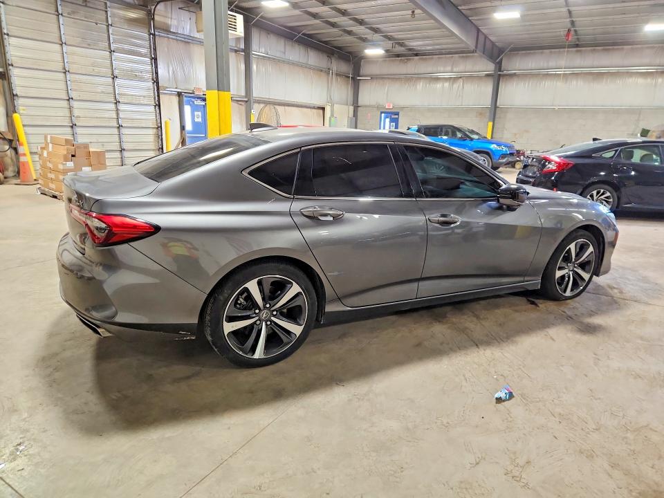 Photo 3 from auction – 2025 ACURA TLX with VIN 19UUB5F43SA000205