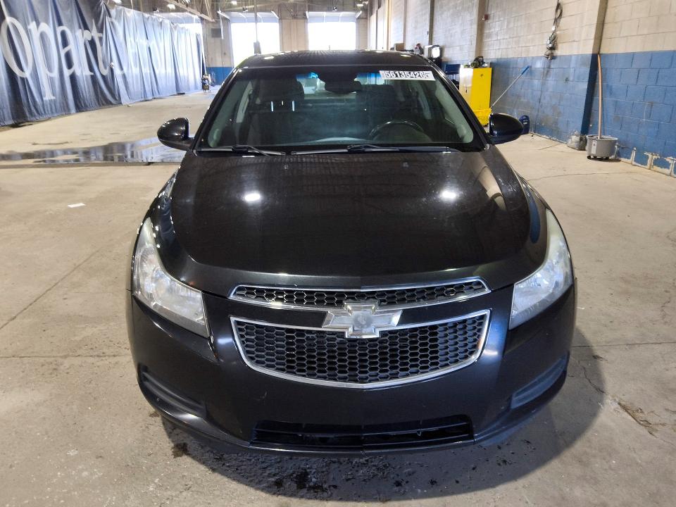 Photo 5 from auction – 2014 CHEVROLET CRUZE with VIN 1G1PC5SB9E7230693