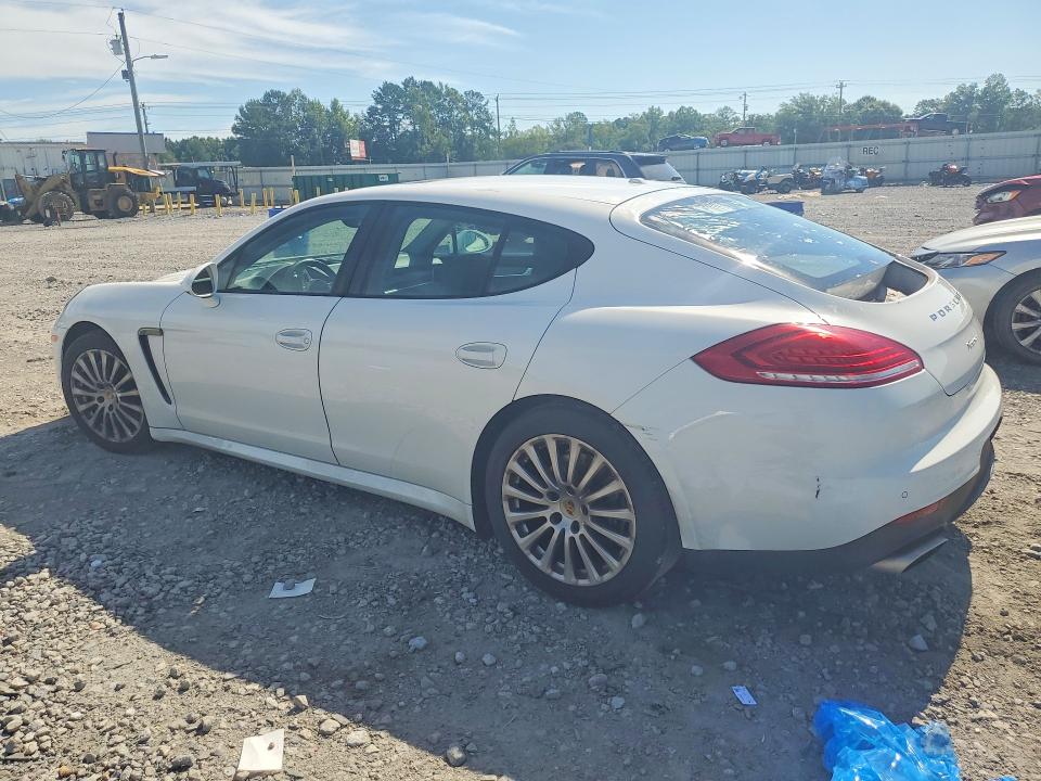 Photo 2 from auction – 2016 PORSCHE PANAMERA with VIN WP0AA2A72GL002995