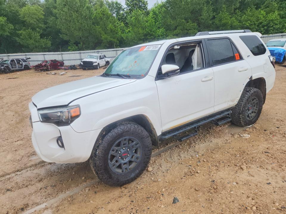 TOYOTA 4RUNNER 2020 с VIN JTEBU5JR9L5825190 - Снимка от търг