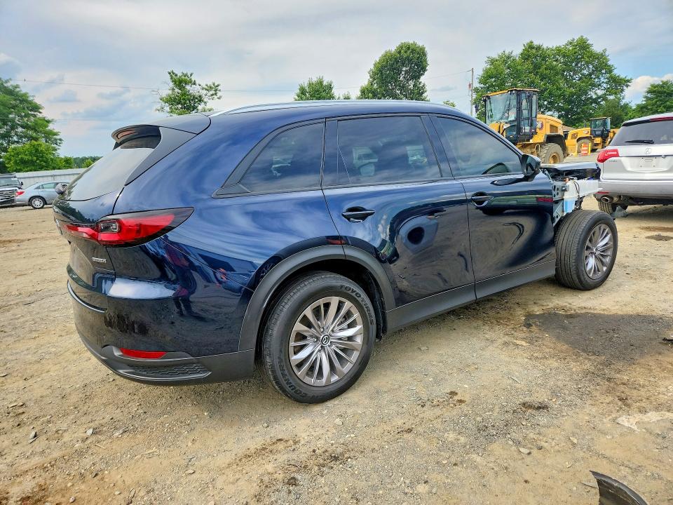 Photo 3 from auction – 2024 MAZDA CX-90 with VIN JM3KKBHD2R1174611