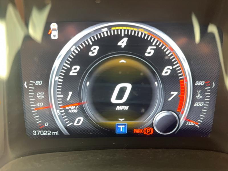Photo 8 from auction – 2016 CHEVROLET CORVETTE with VIN 1G1YL2D71G5104192