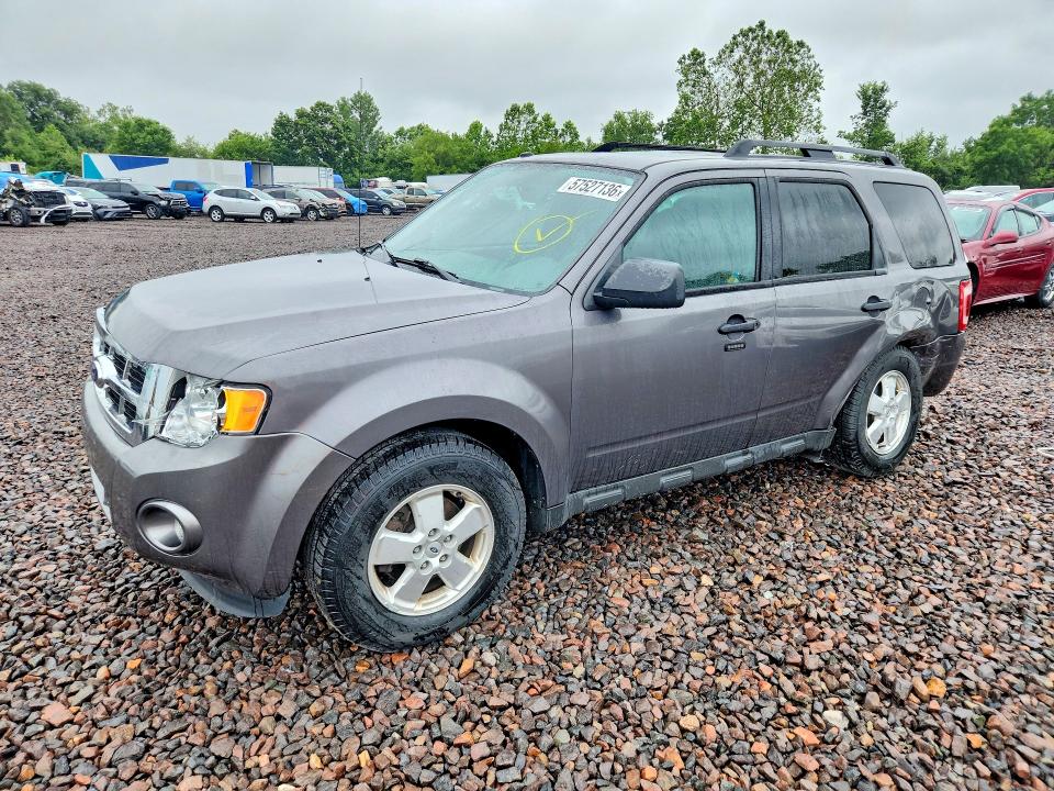 FORD ESCAPE 2011 with VIN 1FMCU0DG3BKB22282 - Photo from auction