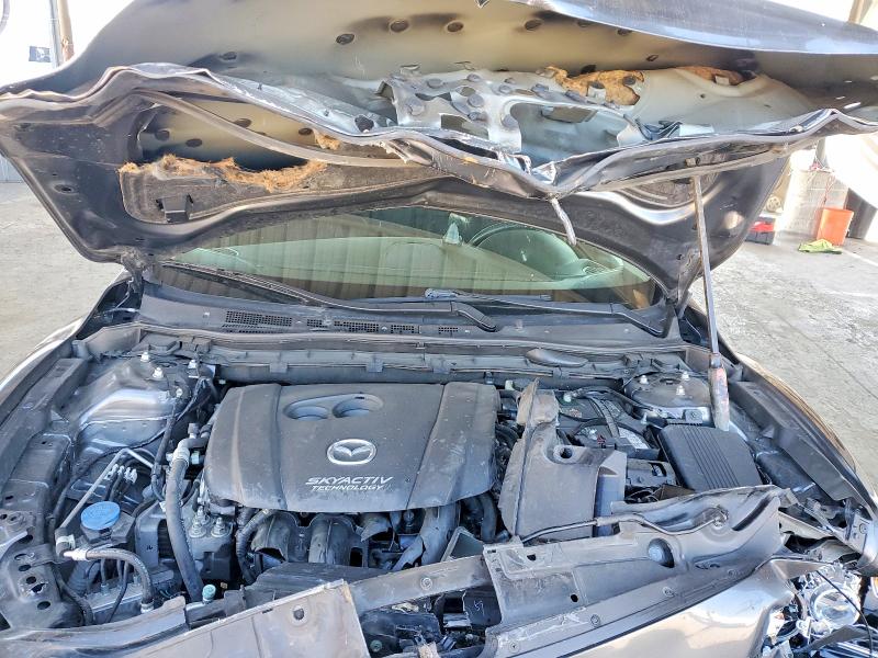 Photo 11 from auction – 2015 MAZDA 6 with VIN JM1GJ1V59F1196075