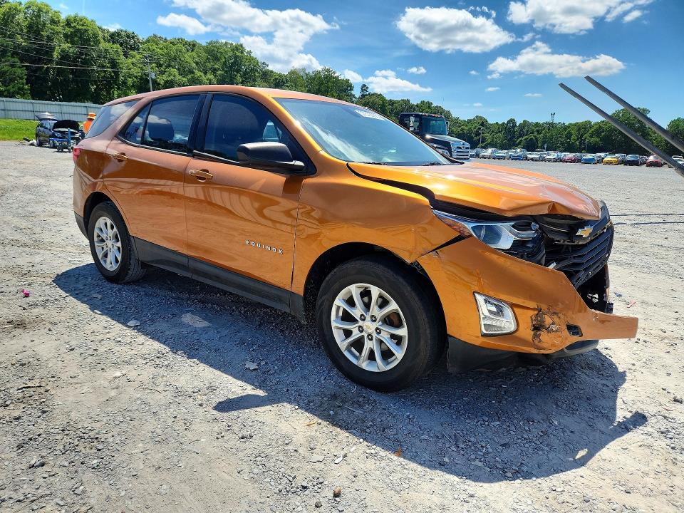 Photo 4 from auction – 2018 CHEVROLET EQUINOX with VIN 2GNAXHEV4J6107930