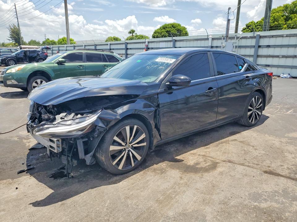 NISSAN ALTIMA 2019 with VIN 1N4BL4CV0KC181364 - Photo from auction