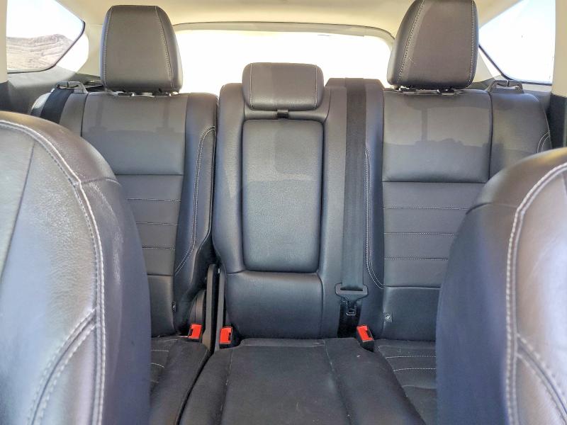 Photo 10 from auction – 2016 FORD ESCAPE with VIN 1FMCU9J99GUB60590