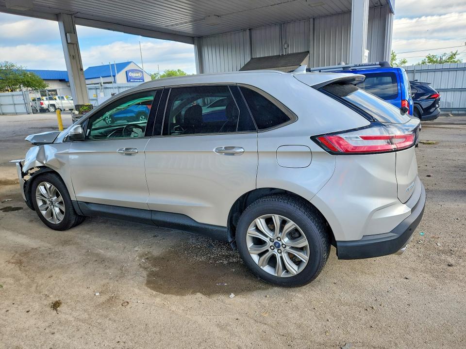 Photo 2 from auction – 2019 FORD EDGE with VIN 2FMPK3K99KBC10955