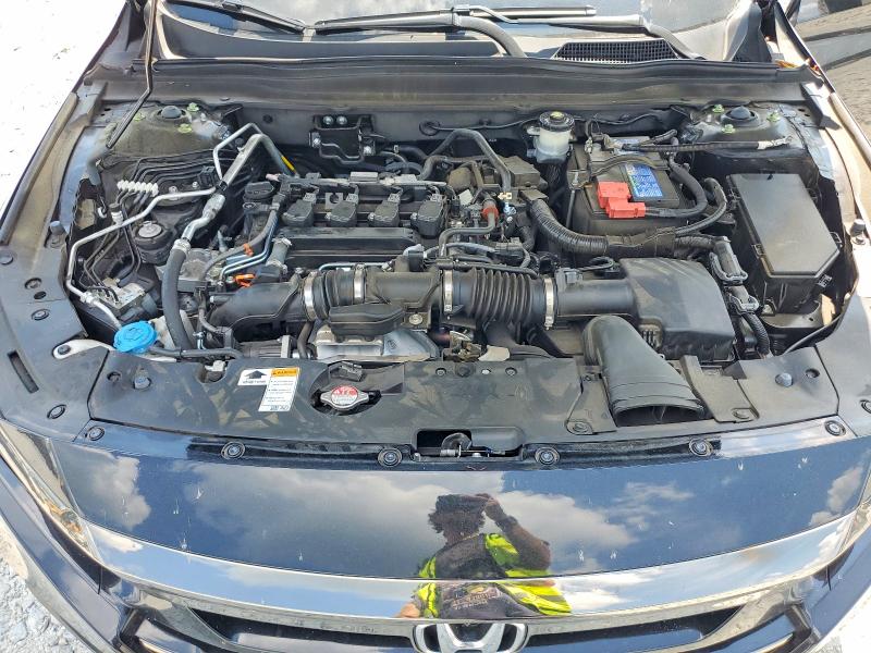 Photo 11 from auction – 2022 HONDA ACCORD with VIN 1HGCV1F32NA087764