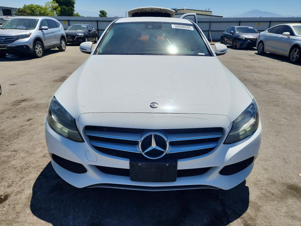 Photo 5 from auction – 2016 MERCEDES-BENZ C with VIN 55SWF4JB5GU151846