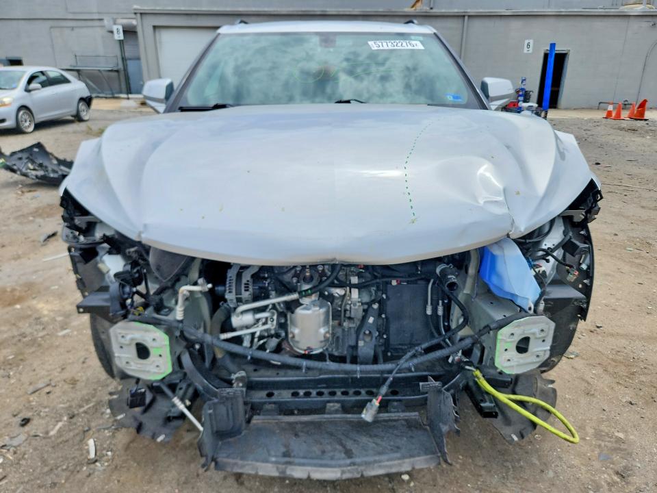 Photo 5 from auction – 2020 CHEVROLET BLAZER with VIN 3GNKBCRS0LS621817