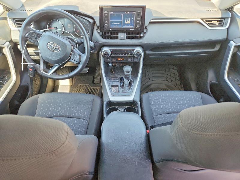 Photo 8 from auction – 2021 TOYOTA RAV4 with VIN 2T3W1RFV1MC105907