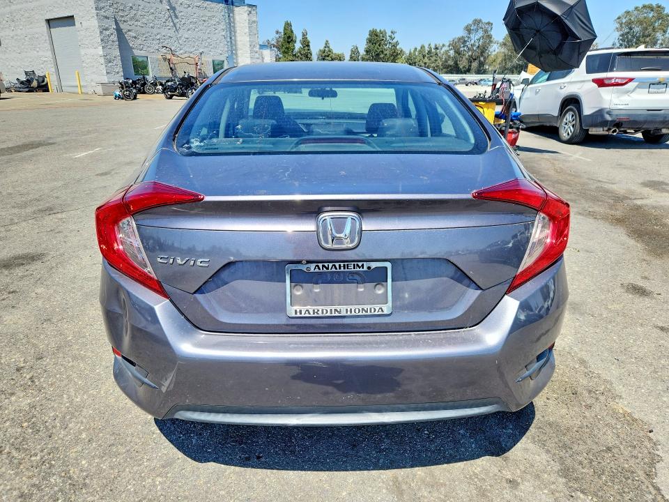 Photo 6 from auction – 2017 HONDA CIVIC with VIN 2HGFC2F5XHH548550