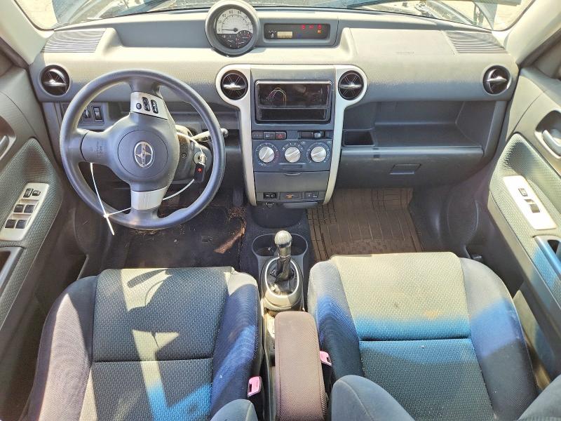 Photo 8 from auction – 2006 TOYOTA SCION with VIN JTLKT334564096682