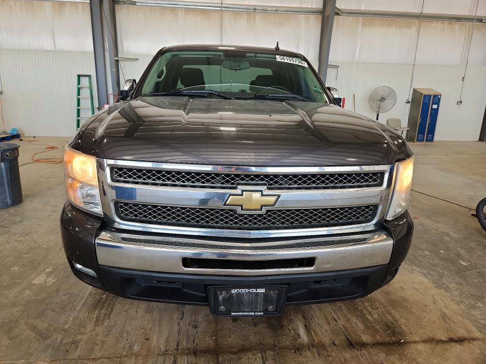 Photo 5 from auction – 2011 CHEVROLET SILVERADO with VIN 1GCRCSE03BZ298092