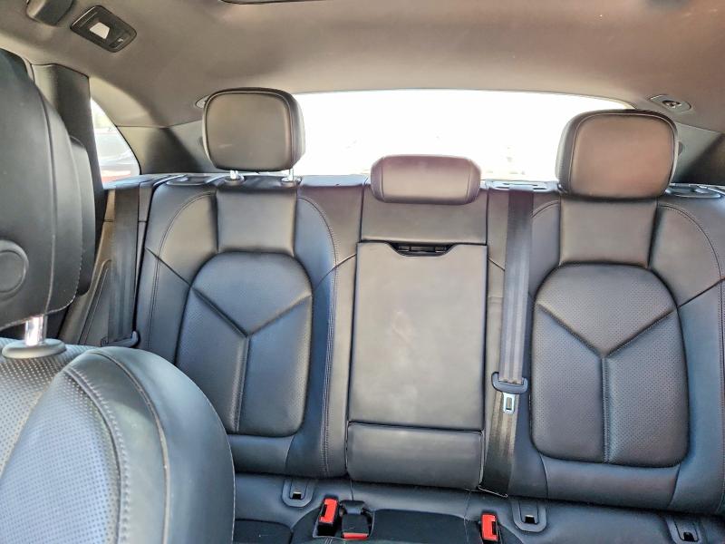 Photo 10 from auction – 2017 PORSCHE MACAN with VIN WP1AB2A51HLB10116