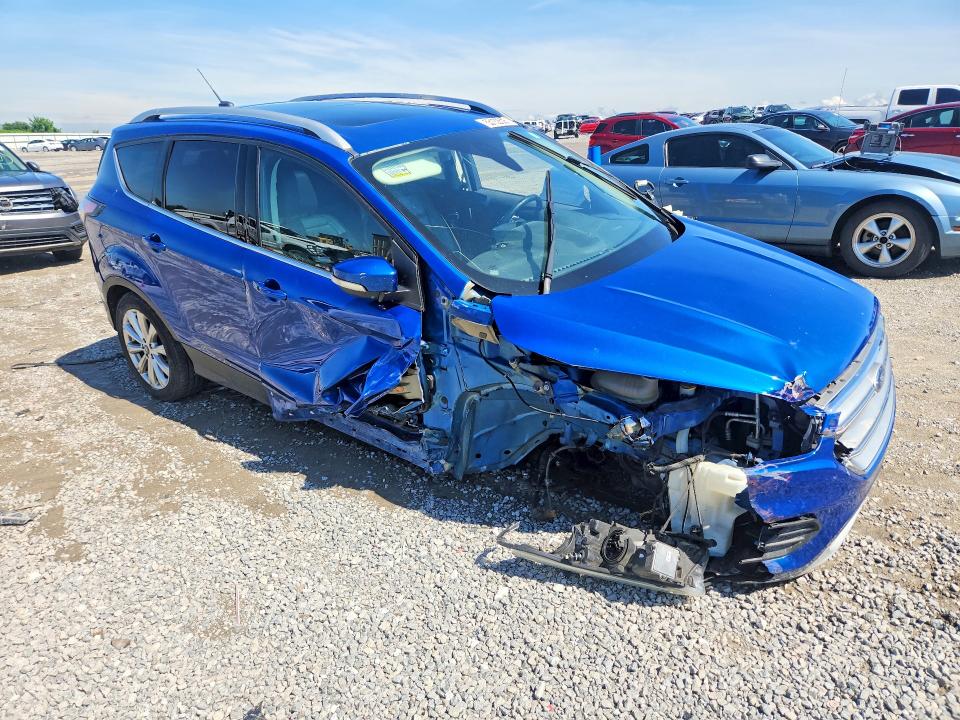 Photo 4 from auction – 2017 FORD ESCAPE with VIN 1FMCU9J9XHUA59639