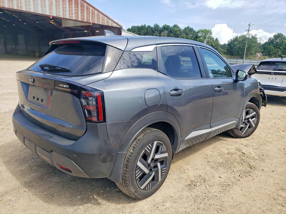 Photo 3 from auction – 2025 NISSAN KICKS with VIN 3N8AP6CA6SL431878