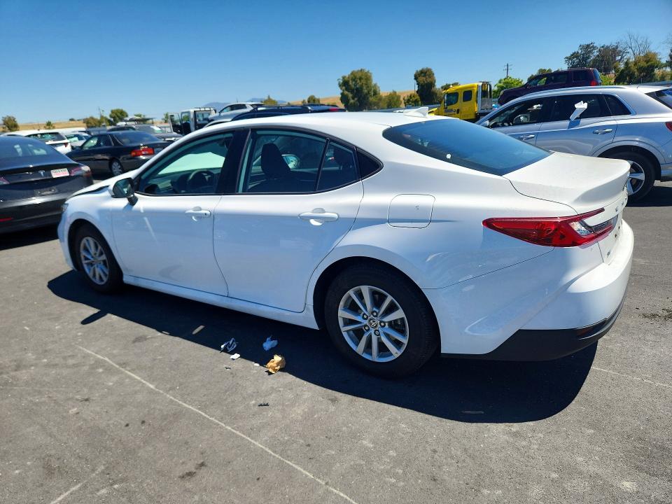 Photo 2 from auction – 2025 TOYOTA CAMRY with VIN 4T1DAACK7SU580954