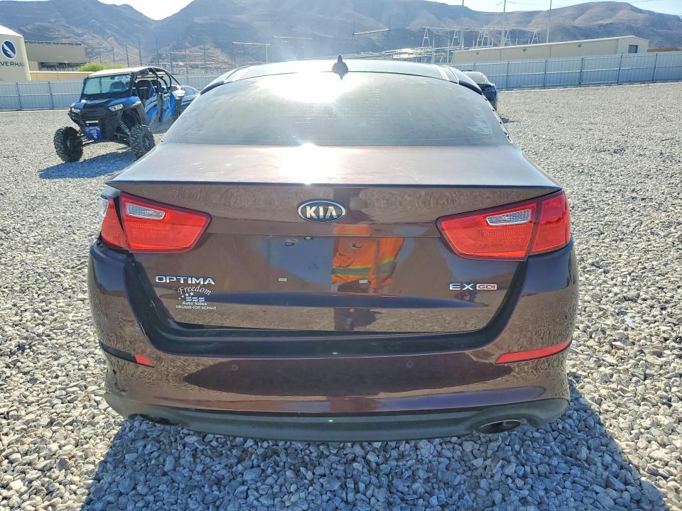 Photo 6 from auction – 2014 KIA OPTIMA with VIN 5XXGN4A7XEG325019