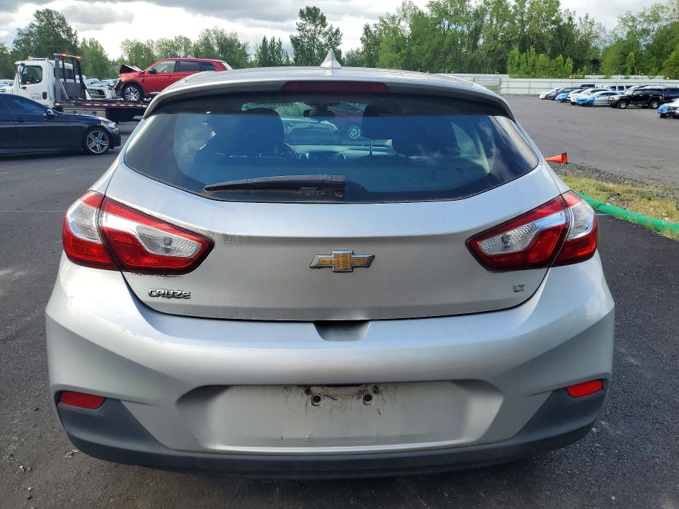 Photo 6 from auction – 2018 CHEVROLET CRUZE with VIN 3G1BE6SM4JS635898