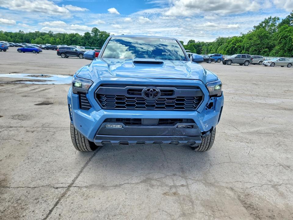 Photo 5 from auction – 2026 TOYOTA TACOMA with VIN 3TMLB5JN9TM214811