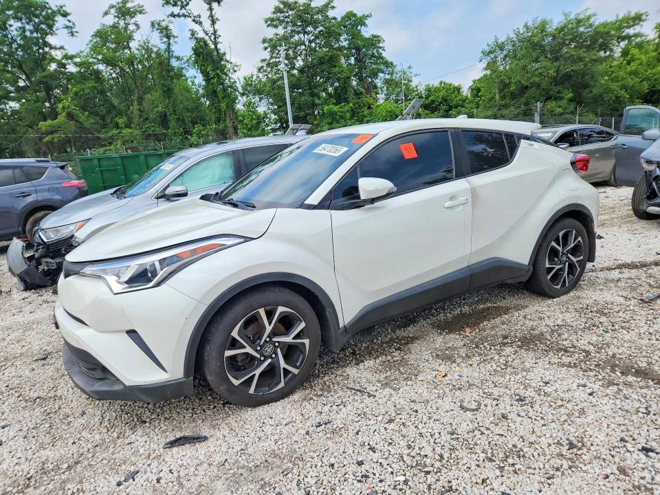 TOYOTA C-HR 2018 with VIN NMTKHMBX5JR033561 - Photo from auction